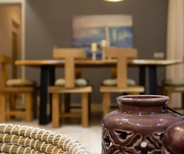 Koukounari In Chania Center